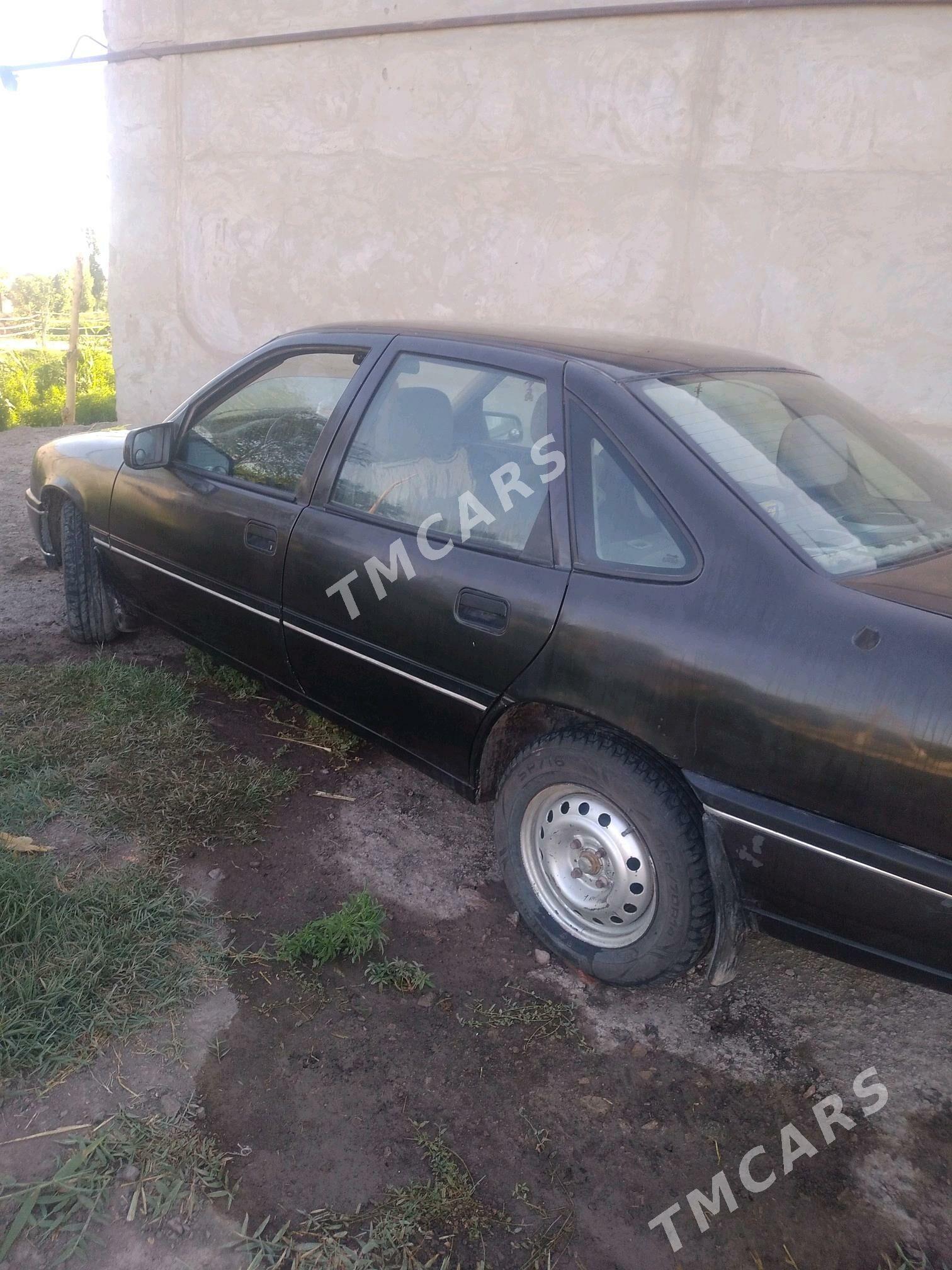 Opel Vectra 1992 - 36 000 TMT - Gubadag - img 4