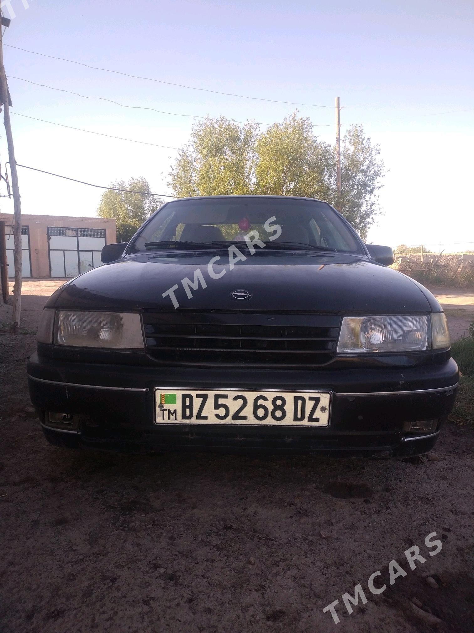 Opel Vectra 1992 - 36 000 TMT - Gubadag - img 9