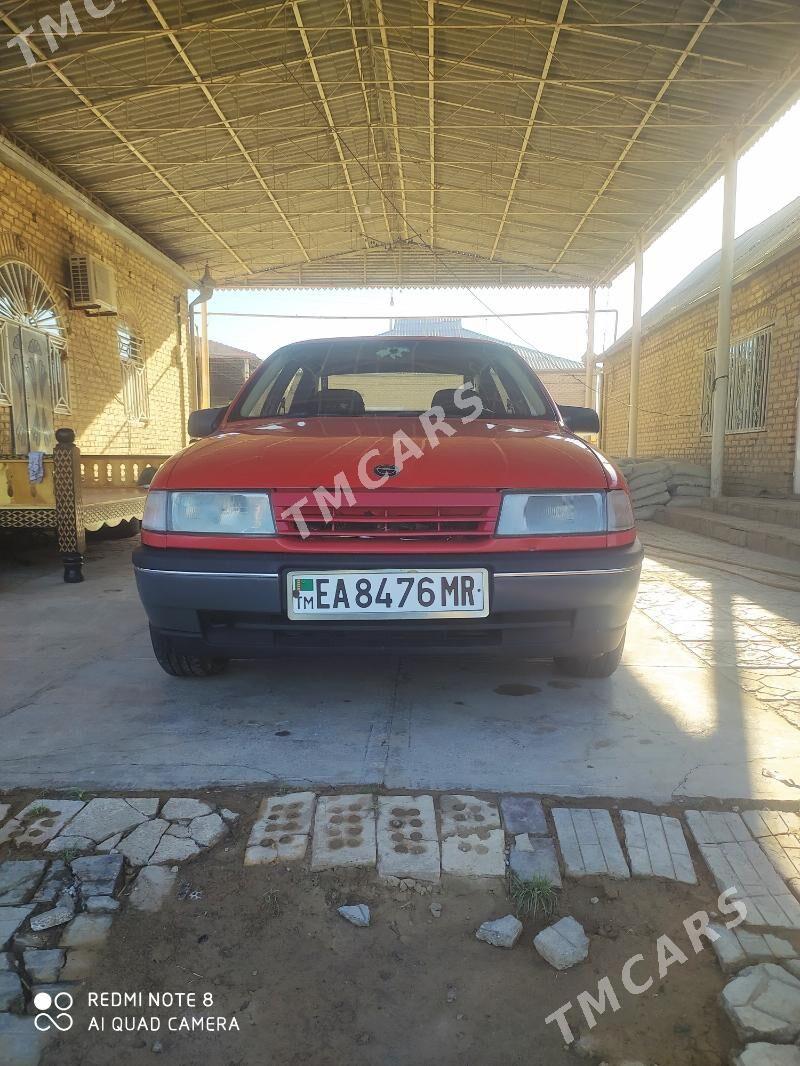 Opel Vectra 1990 - 45 000 TMT - Mary - img 5
