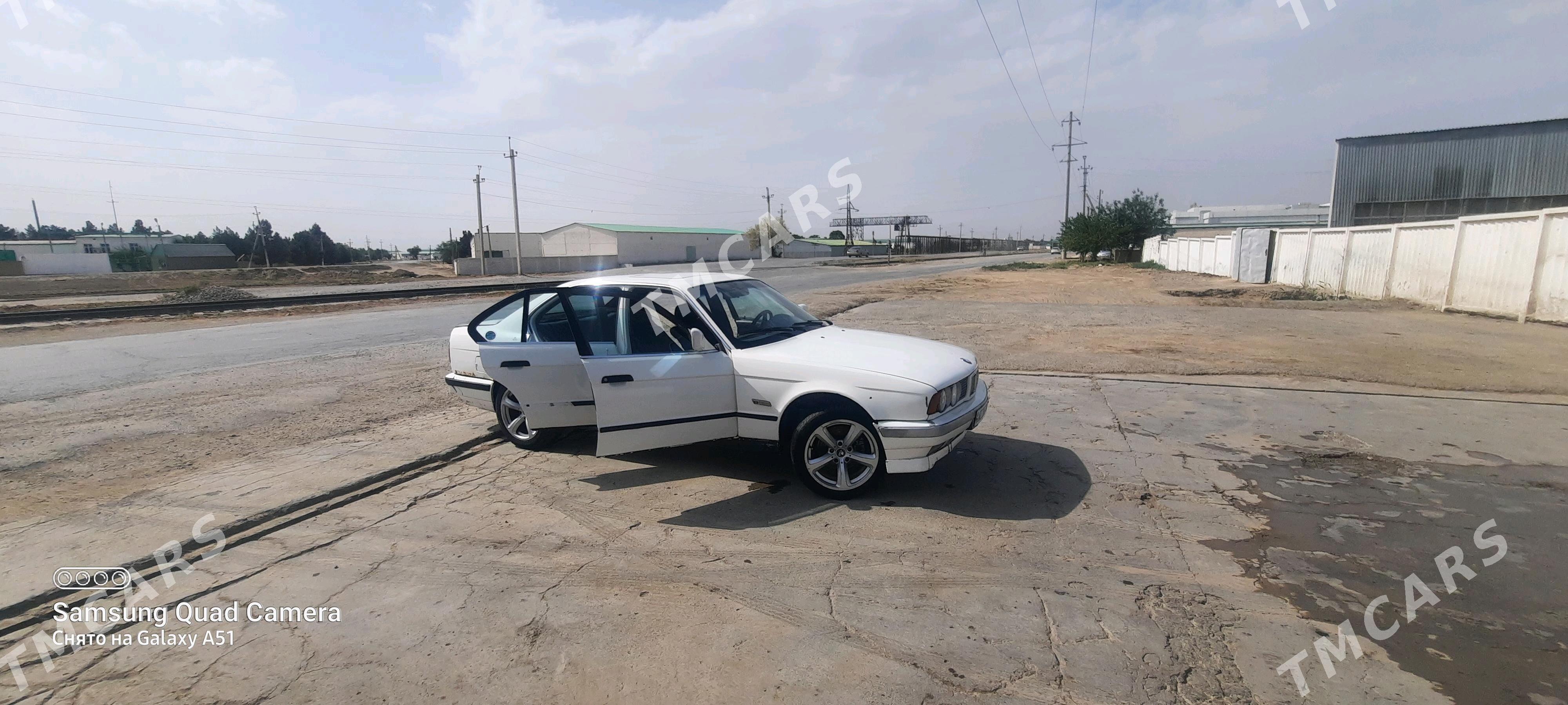 BMW 520 1992 - 24 000 TMT - Теджен - img 2