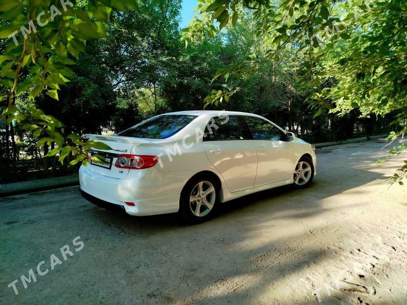 Toyota Corolla 2011 - 138 000 TMT - Теджен - img 4