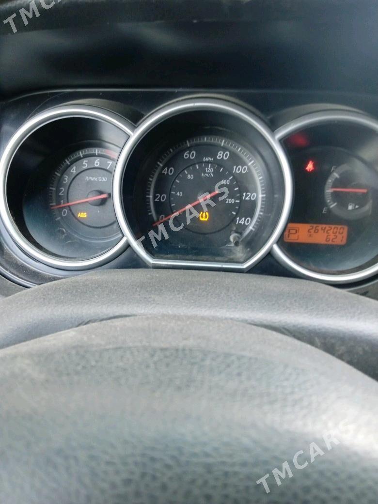 Nissan Versa 2010 - 80 000 TMT - Mary - img 6