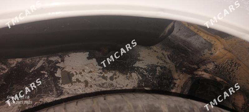 Toyota Sienna 2004 - 210 000 TMT - Дашогуз - img 10