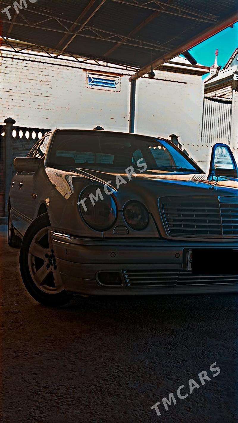 Mercedes-Benz E320 1998 - 90 000 TMT - Мургап - img 2