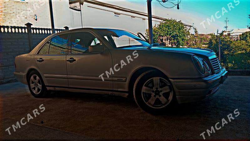 Mercedes-Benz E320 1998 - 90 000 TMT - Мургап - img 9