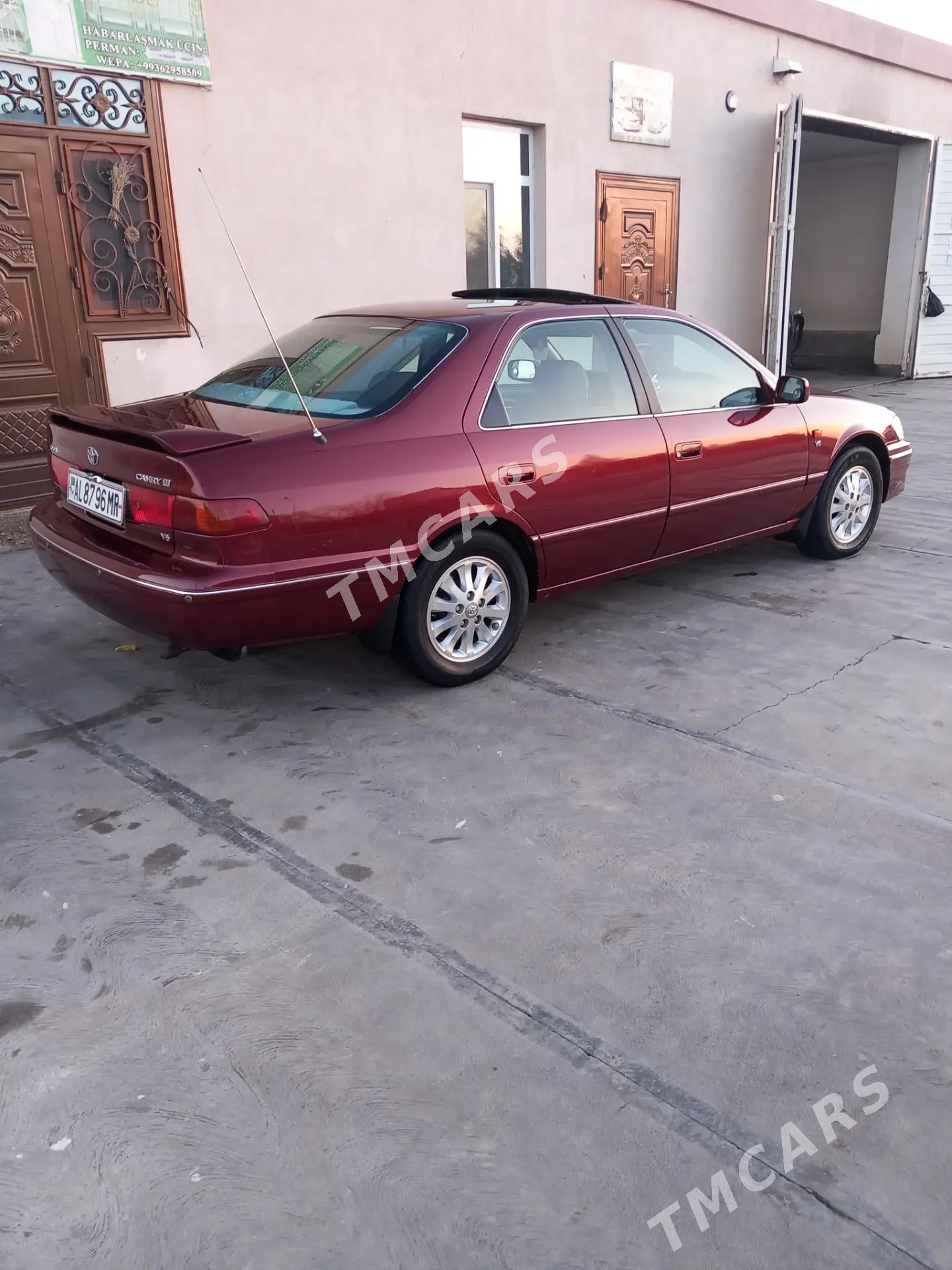 Toyota Camry 2001 - 170 000 TMT - Мары - img 6