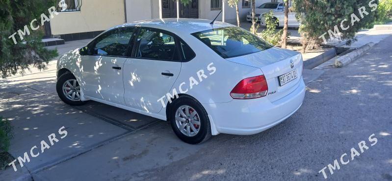 Volkswagen Polo 2013 - 78 000 TMT - Daşoguz - img 3