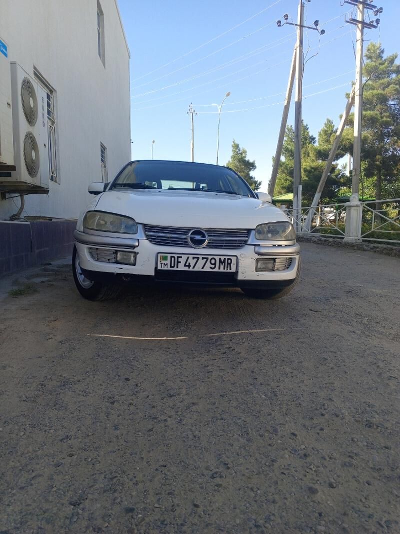Opel Omega 1996 - 32 000 TMT - Мары - img 4