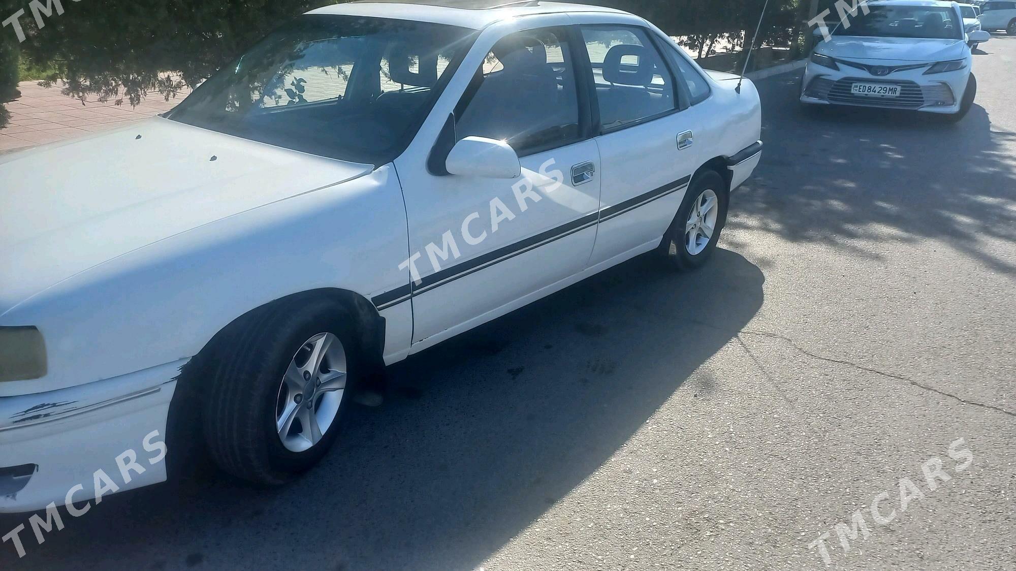 Opel Vectra 1991 - 26 000 TMT - Мары - img 2