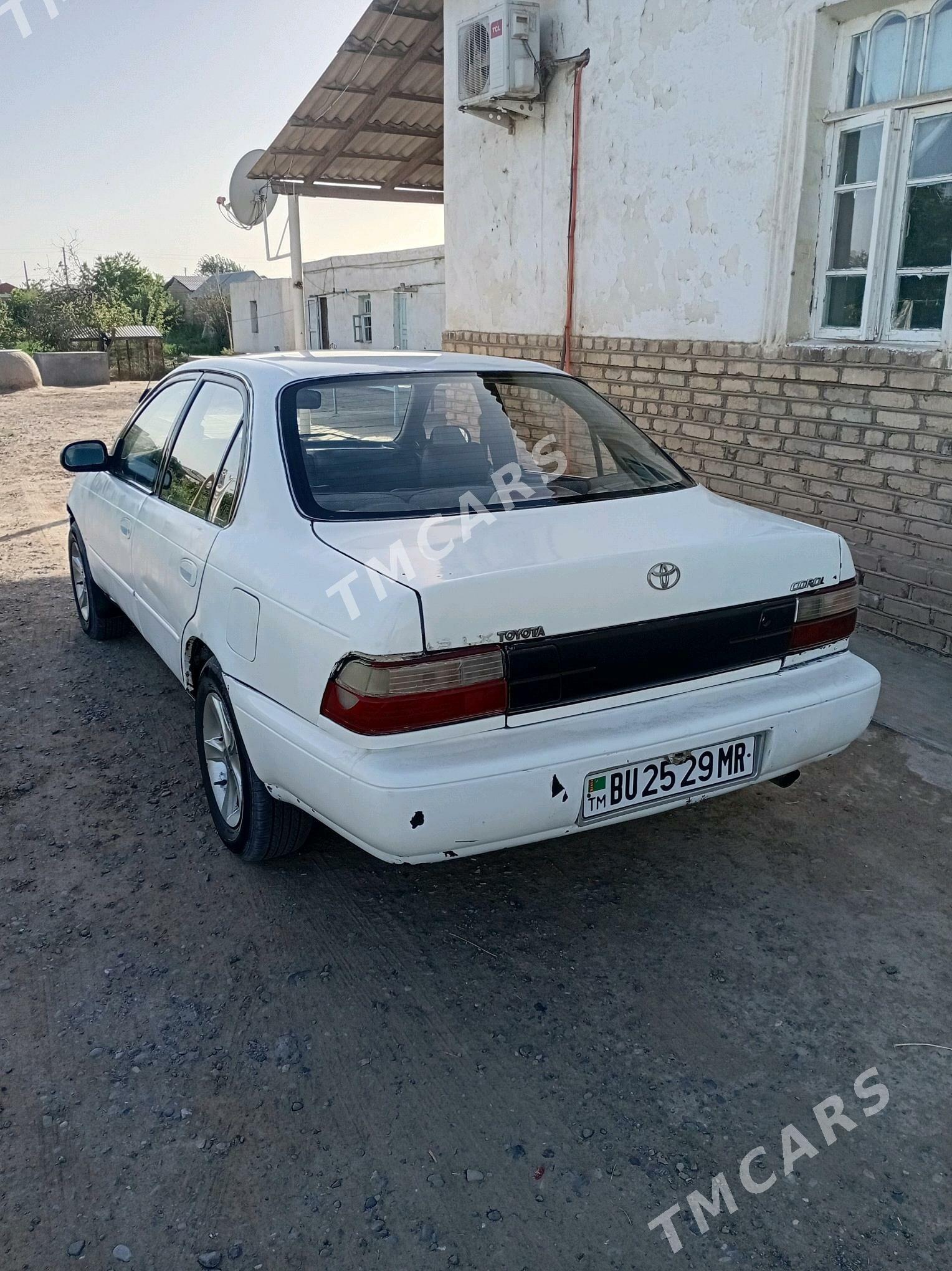 Toyota Corolla 1995 - 45 000 TMT - Türkmengala - img 2