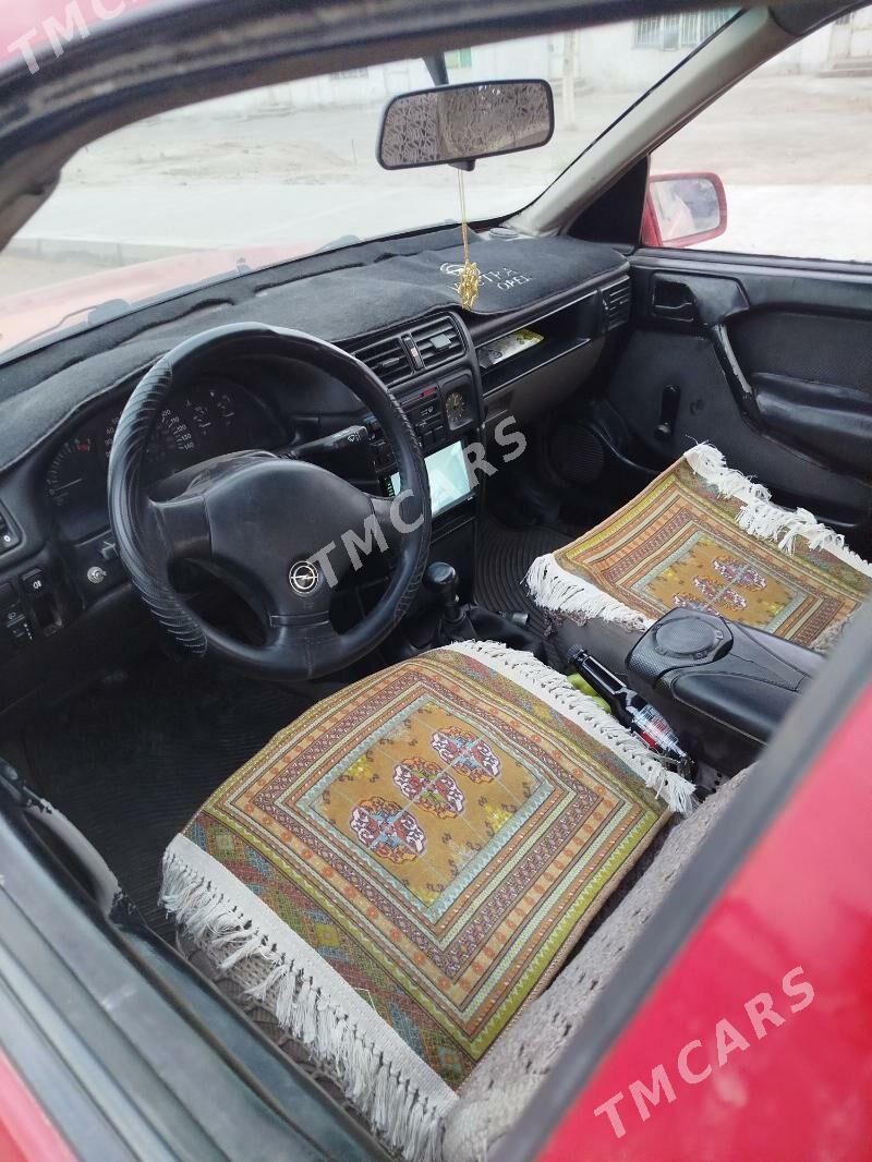 Opel Vectra 1993 - 23 000 TMT - Мургап - img 5