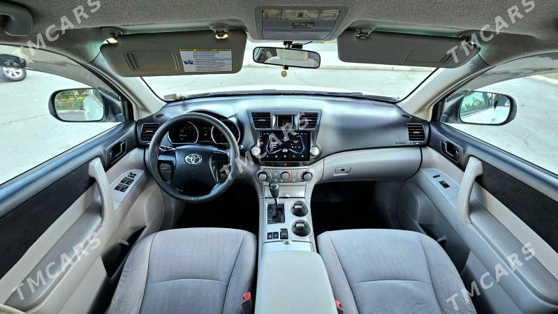 Toyota Highlander 2011 - 325 000 TMT - Дашогуз - img 4