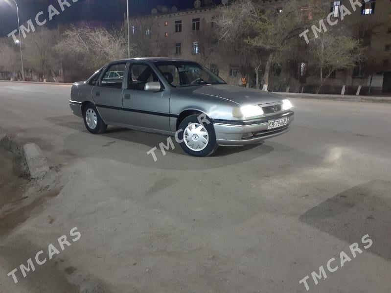 Opel Vectra 1994 - 42 000 TMT - Дашогуз - img 2