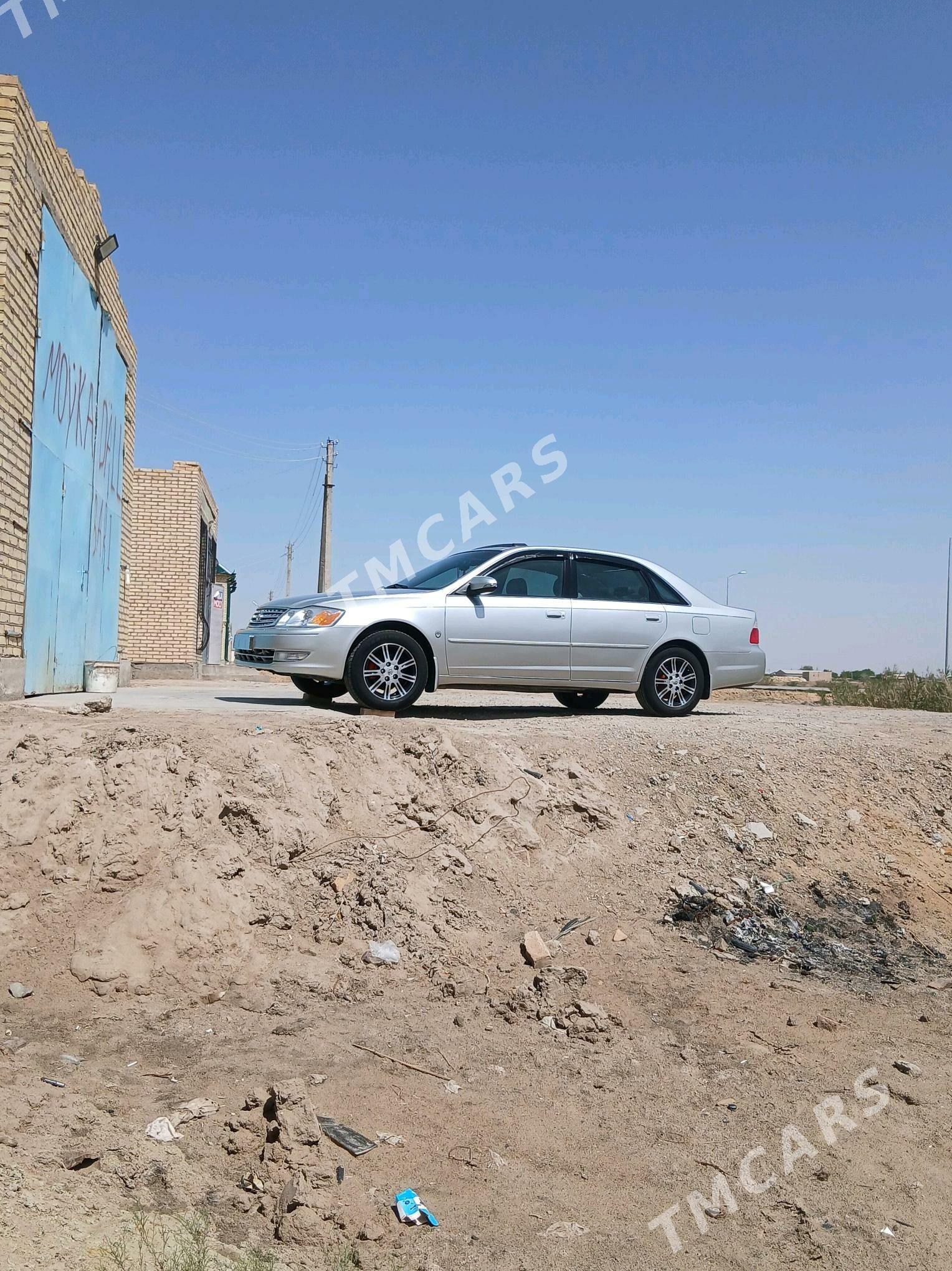 Toyota Avalon 2003 - 220 000 TMT - Darganata - img 2