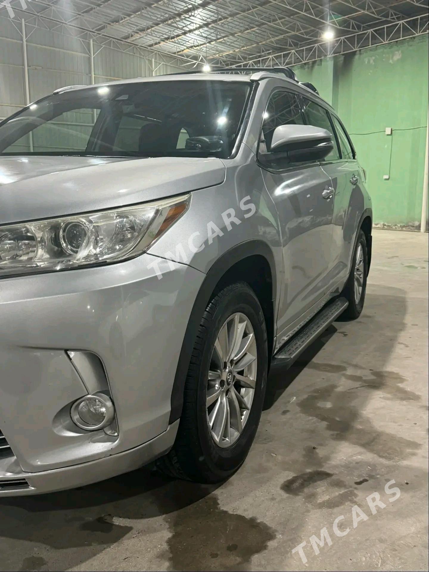 Toyota Highlander 2019 - 335 000 TMT - Мары - img 3