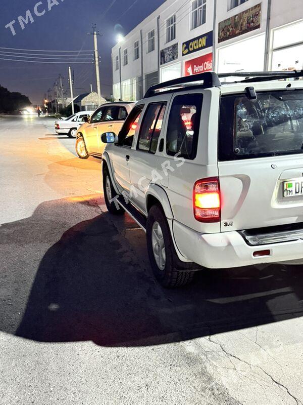 Nissan Pathfinder 2003 - 150 000 TMT - Бахарден - img 3