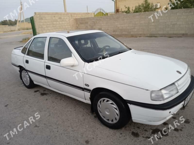 Opel Vectra 1990 - 32 000 TMT - 3 mkr - img 4