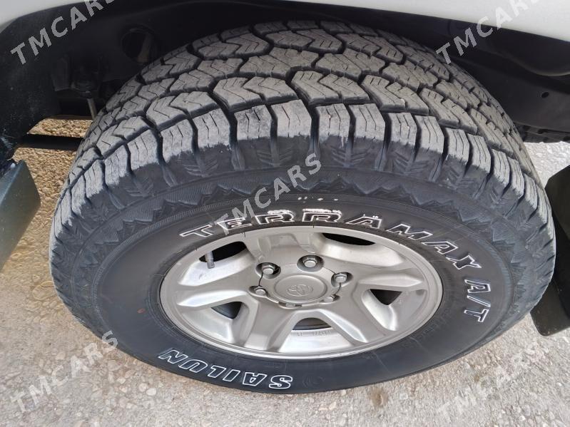 Toyota 4Runner 2002 - 180 000 TMT - Балканабат - img 7