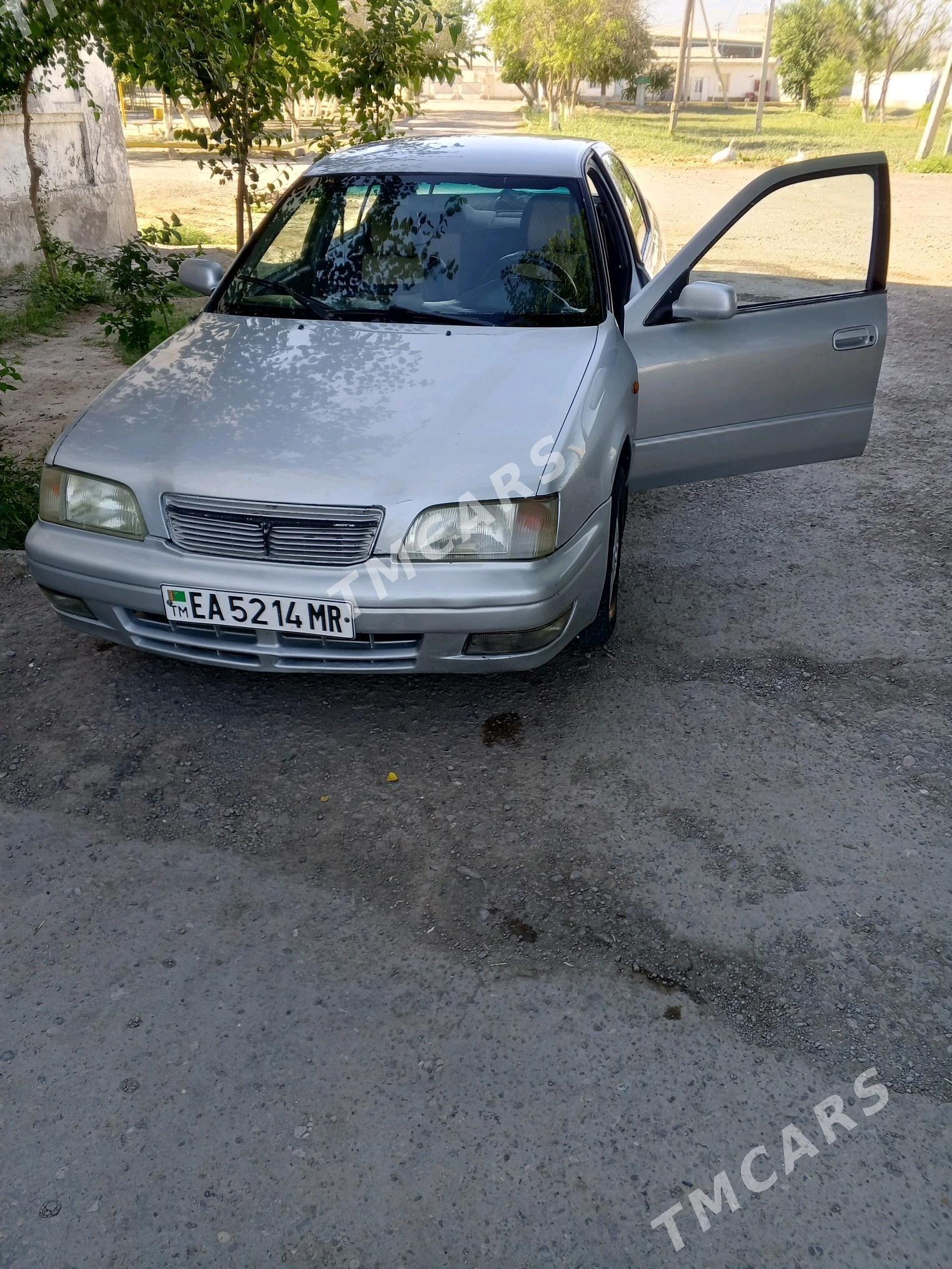 Toyota Camry 1995 - 45 000 TMT - Мары - img 4