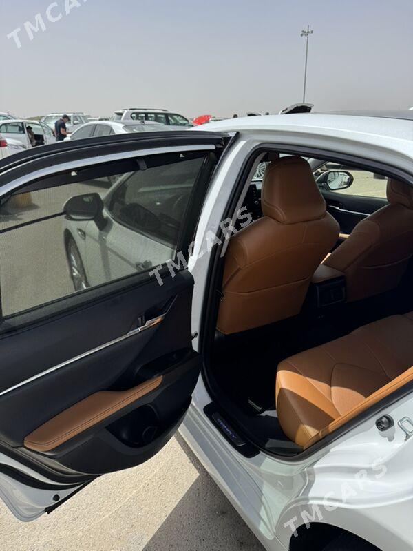 Toyota Camry 2023 - 630 000 TMT - Aşgabat - img 2