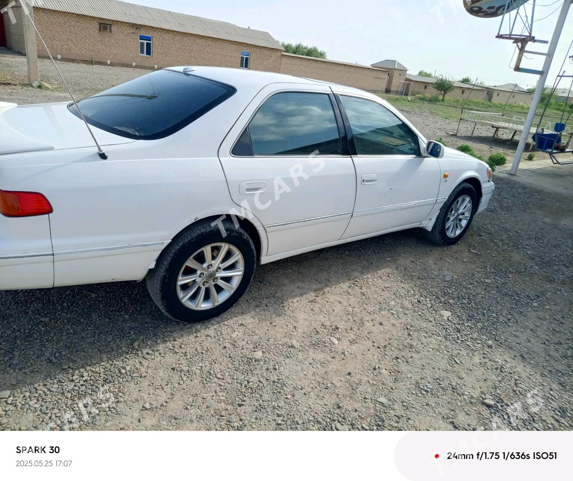 Toyota Camry 2000 - 135 000 TMT - Aşgabat - img 7