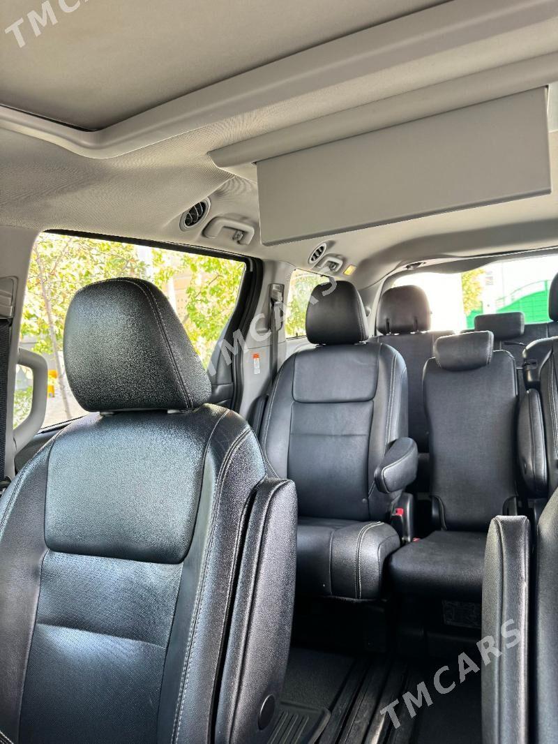 Toyota Sienna 2019 - 409 500 TMT - Aşgabat - img 5