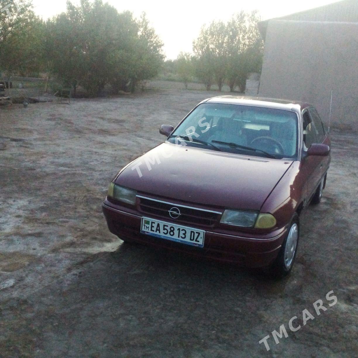Opel Astra 1993 - 30 000 TMT - етр. Туркменбаши - img 3