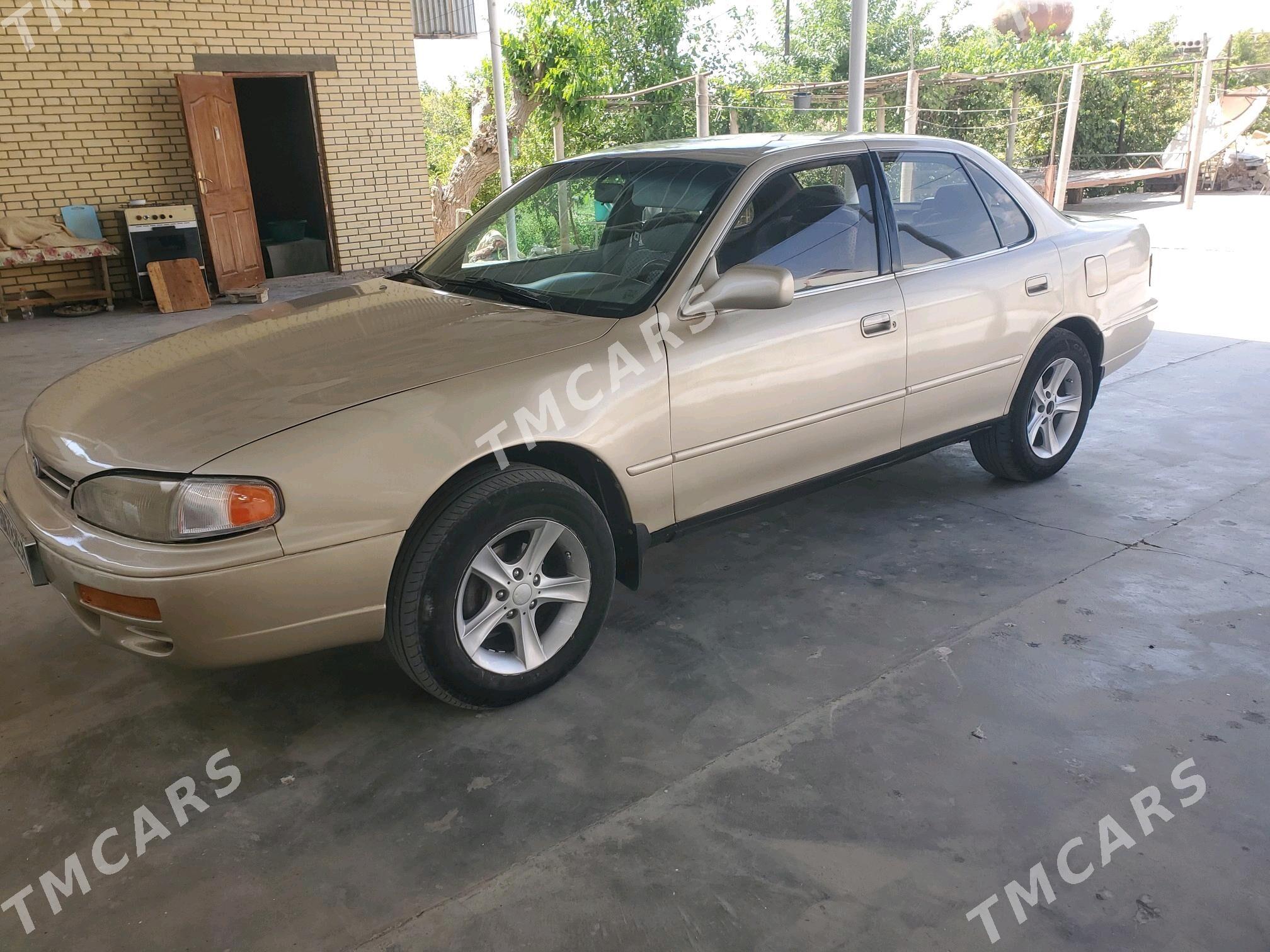 Toyota Camry 1993 - 85 000 TMT - Байрамали - img 5