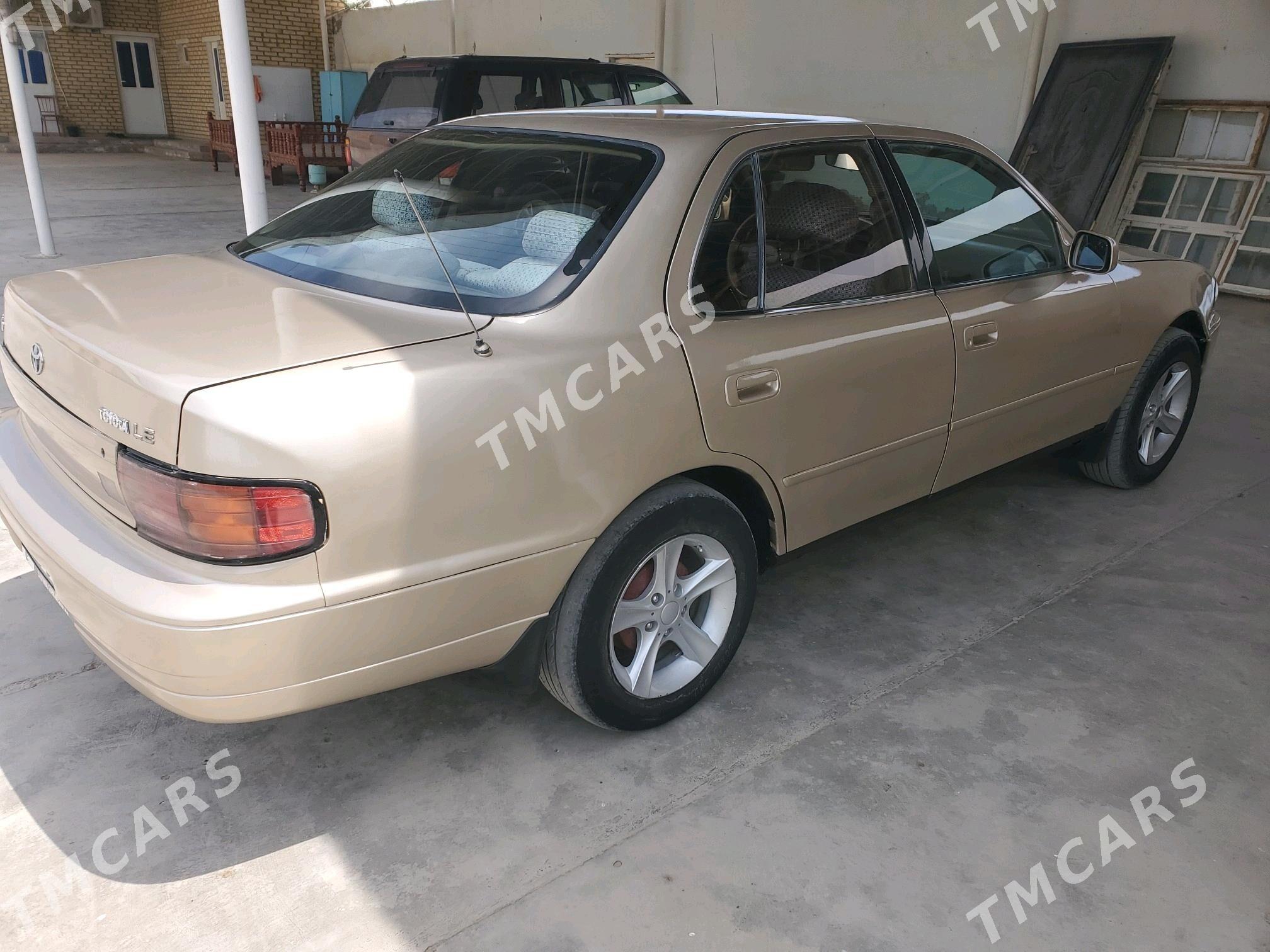 Toyota Camry 1993 - 85 000 TMT - Байрамали - img 2