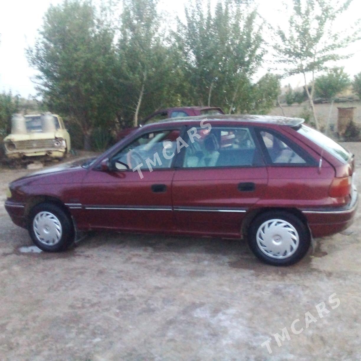 Opel Astra 1993 - 30 000 TMT - етр. Туркменбаши - img 5