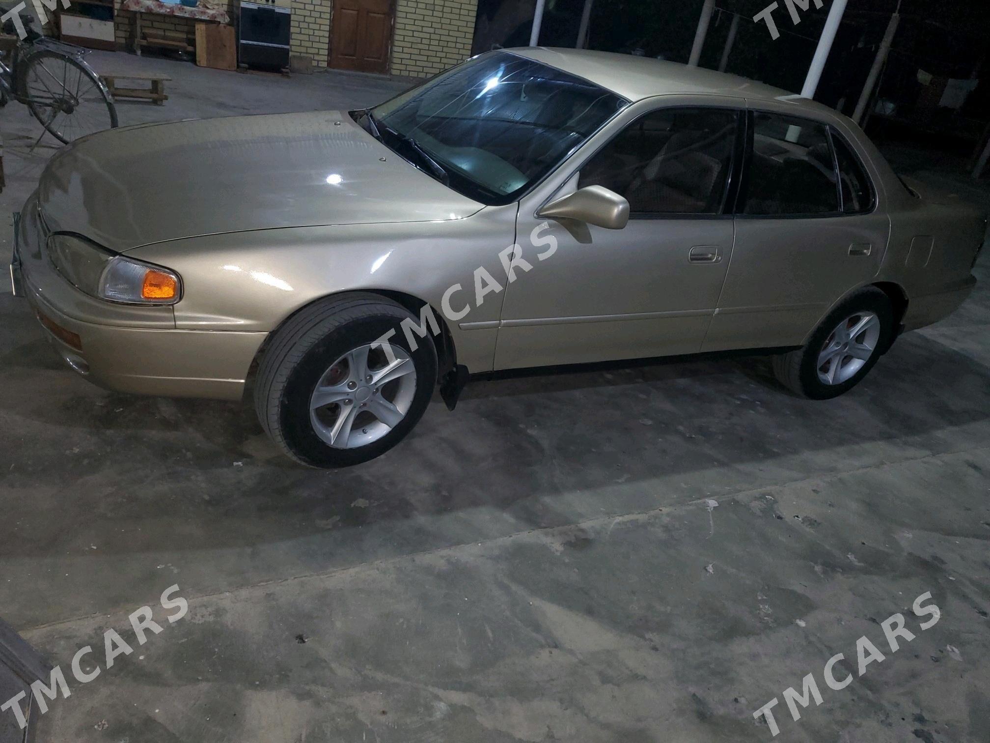Toyota Camry 1993 - 85 000 TMT - Байрамали - img 3