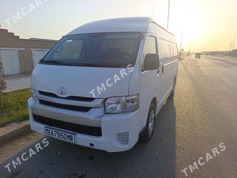 Toyota Hiace 2021 - 400 000 TMT - Мургап - img 2