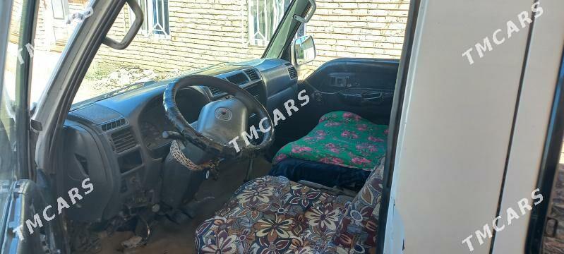 Toyota Hiace 2003 - 50 000 TMT - Mary - img 10