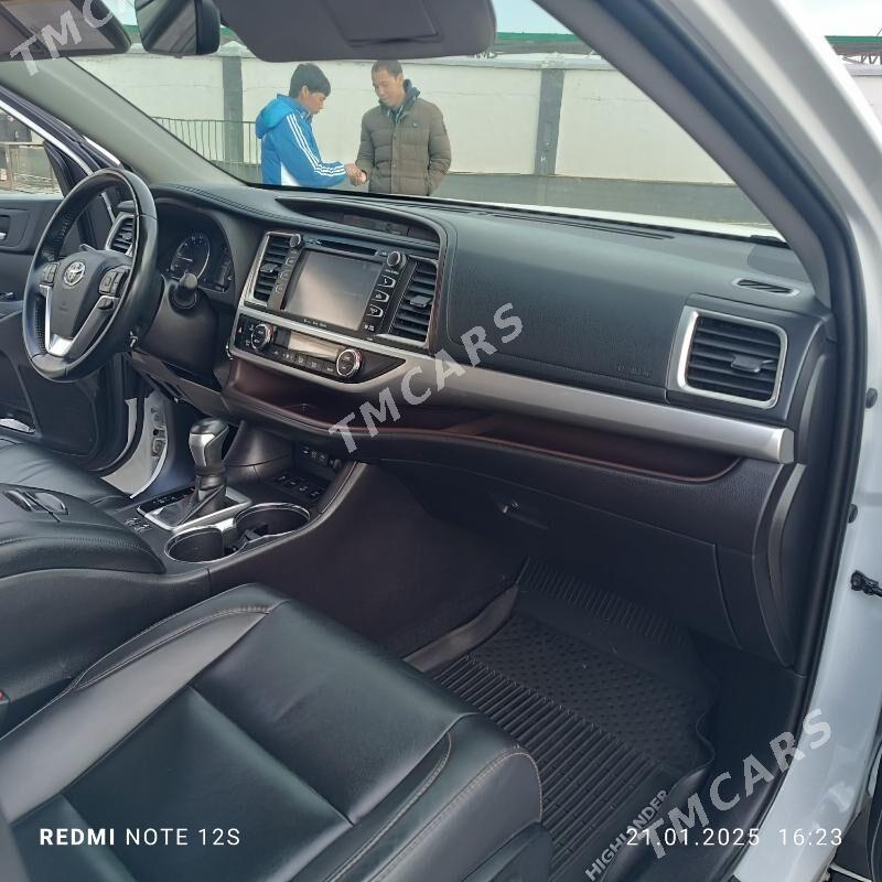 Toyota Highlander 2019 - 520 000 TMT - Aşgabat - img 4