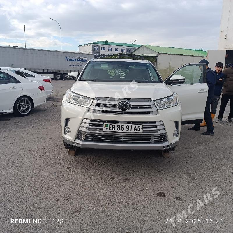 Toyota Highlander 2019 - 520 000 TMT - Aşgabat - img 6