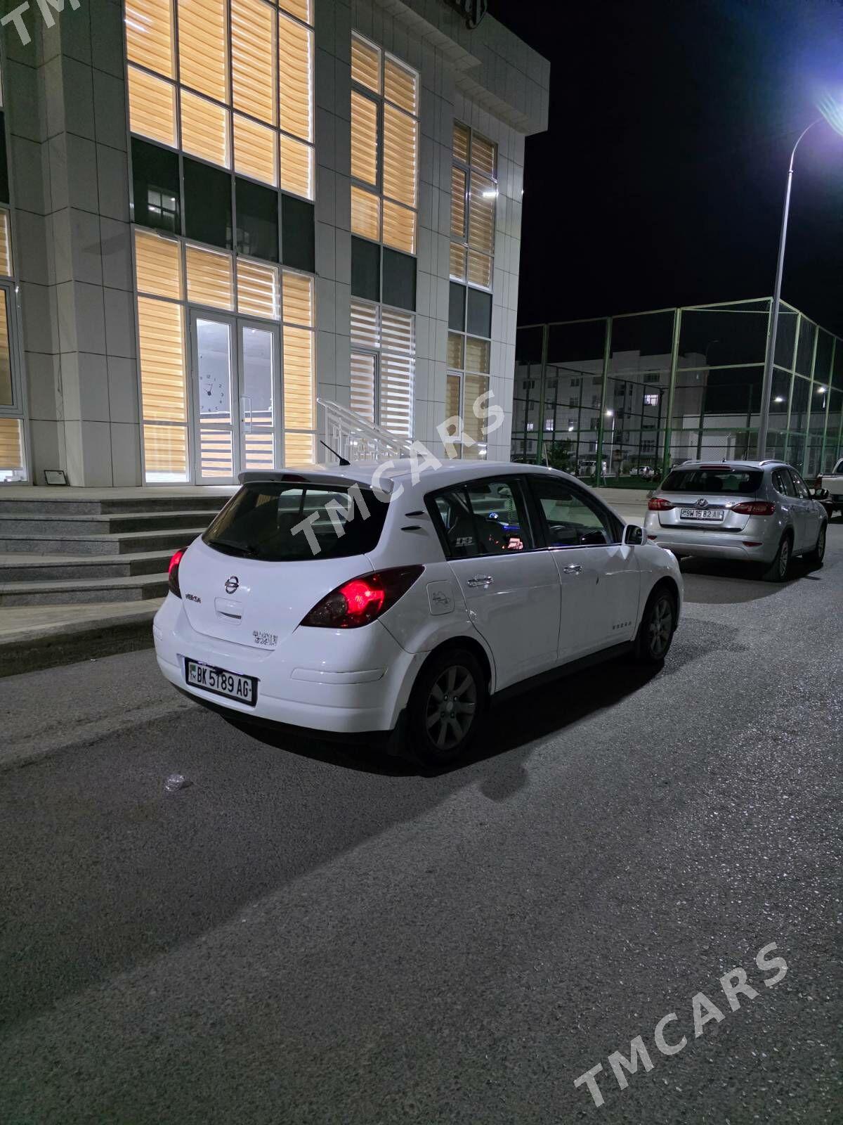 Nissan Versa 2010 - 131 000 TMT - Ашхабад - img 7