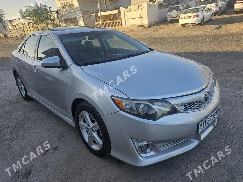 Toyota Camry 2012 - 250 000 TMT - Мары - img 6