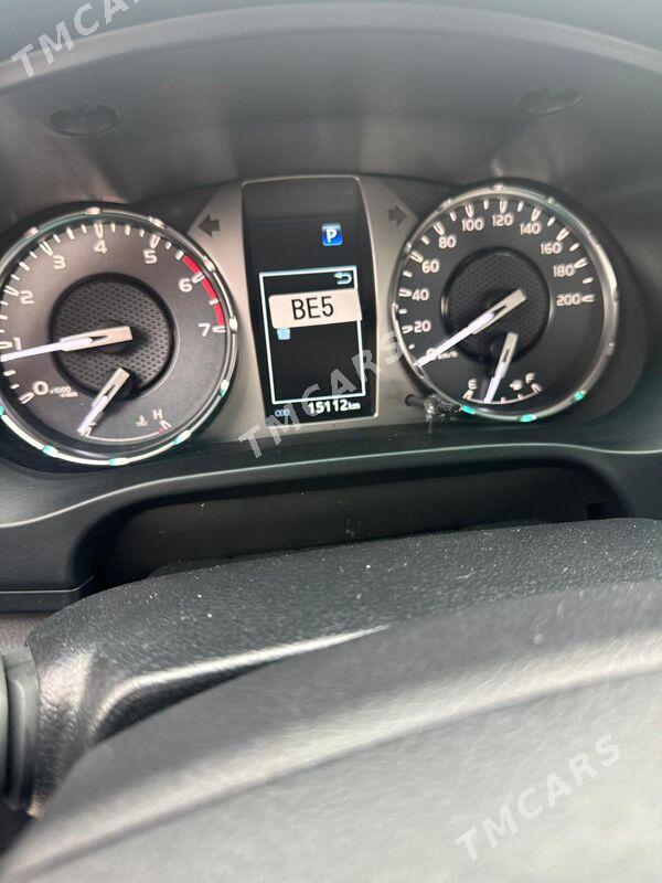 Toyota Hilux 2024 - 600 000 TMT - Арзув - img 2