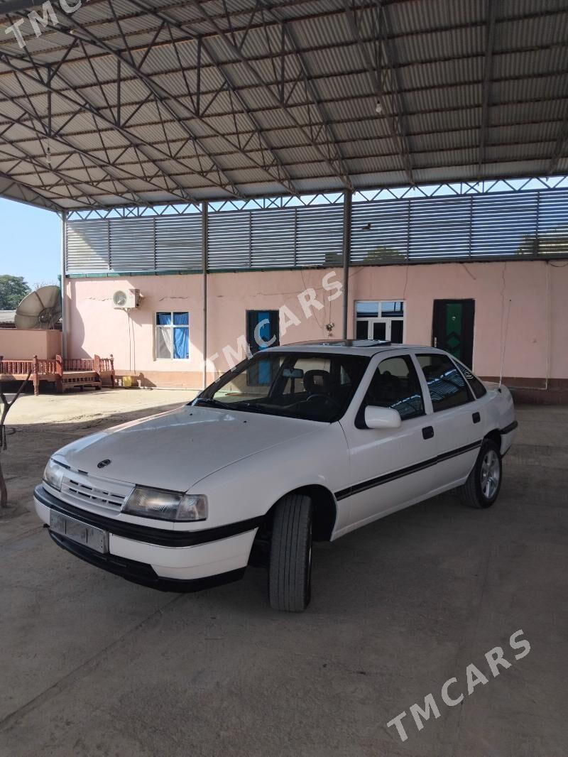 Opel Vectra 1992 - 46 000 TMT - Bäherden - img 3