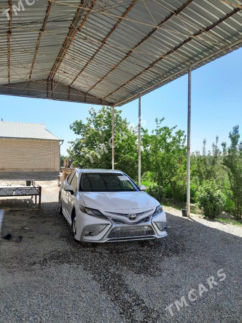 Toyota Camry 2022 - 263 000 TMT - Şatlyk - img 8