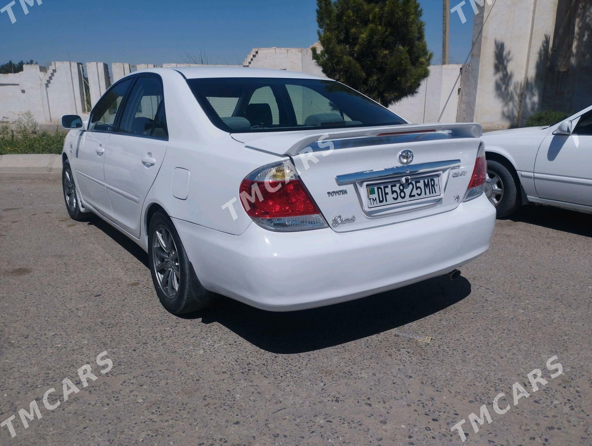 Toyota Camry 2003 - 150 000 TMT - Мары - img 3