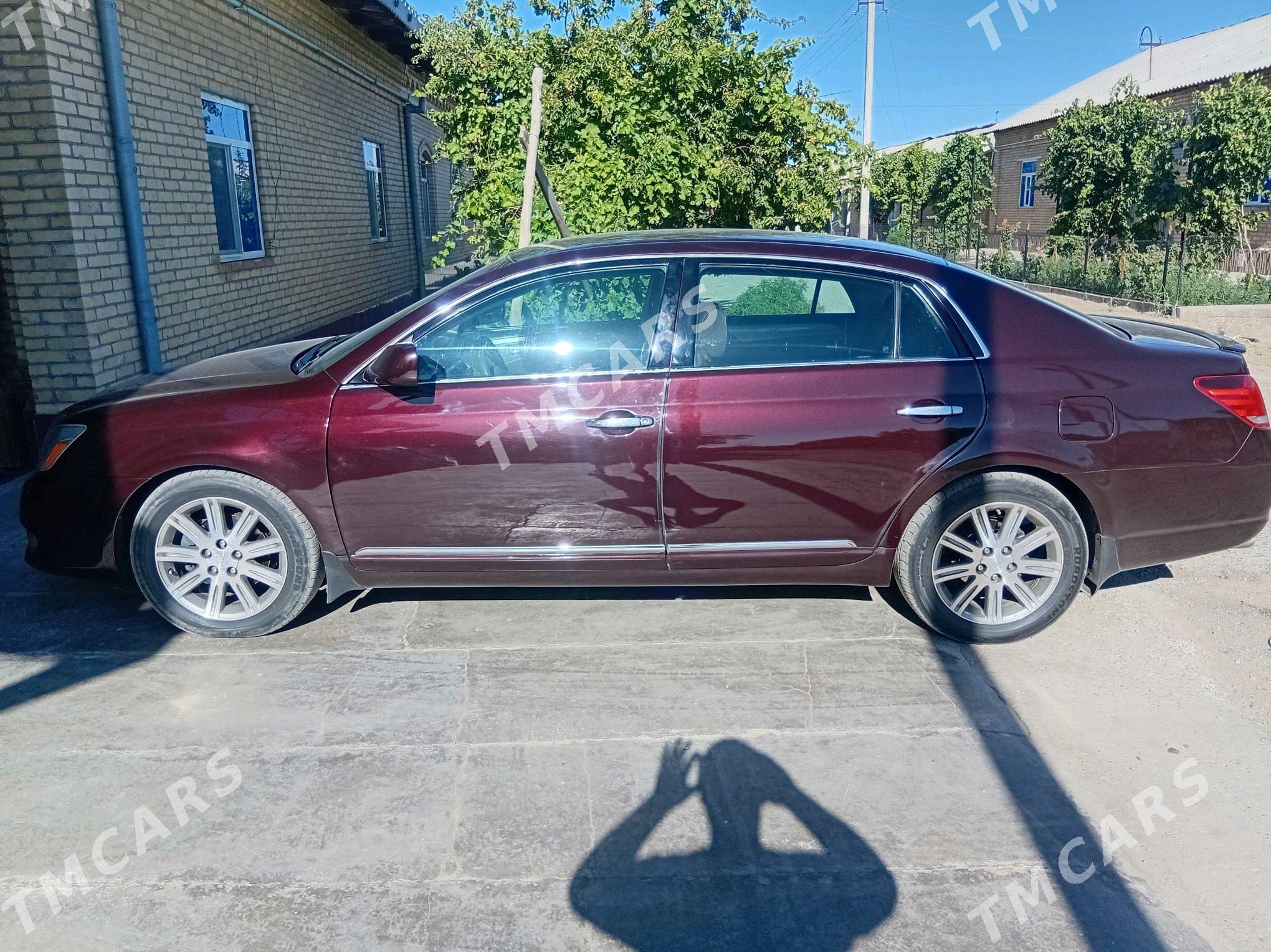 Toyota Avalon 2006 - 200 000 TMT - Дянев - img 2