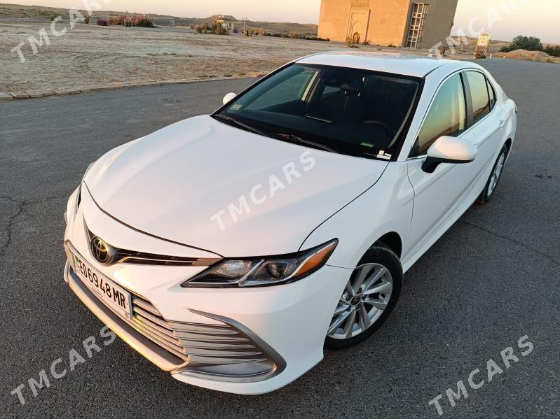 Toyota Camry 2021 - 305 000 TMT - Мары - img 4