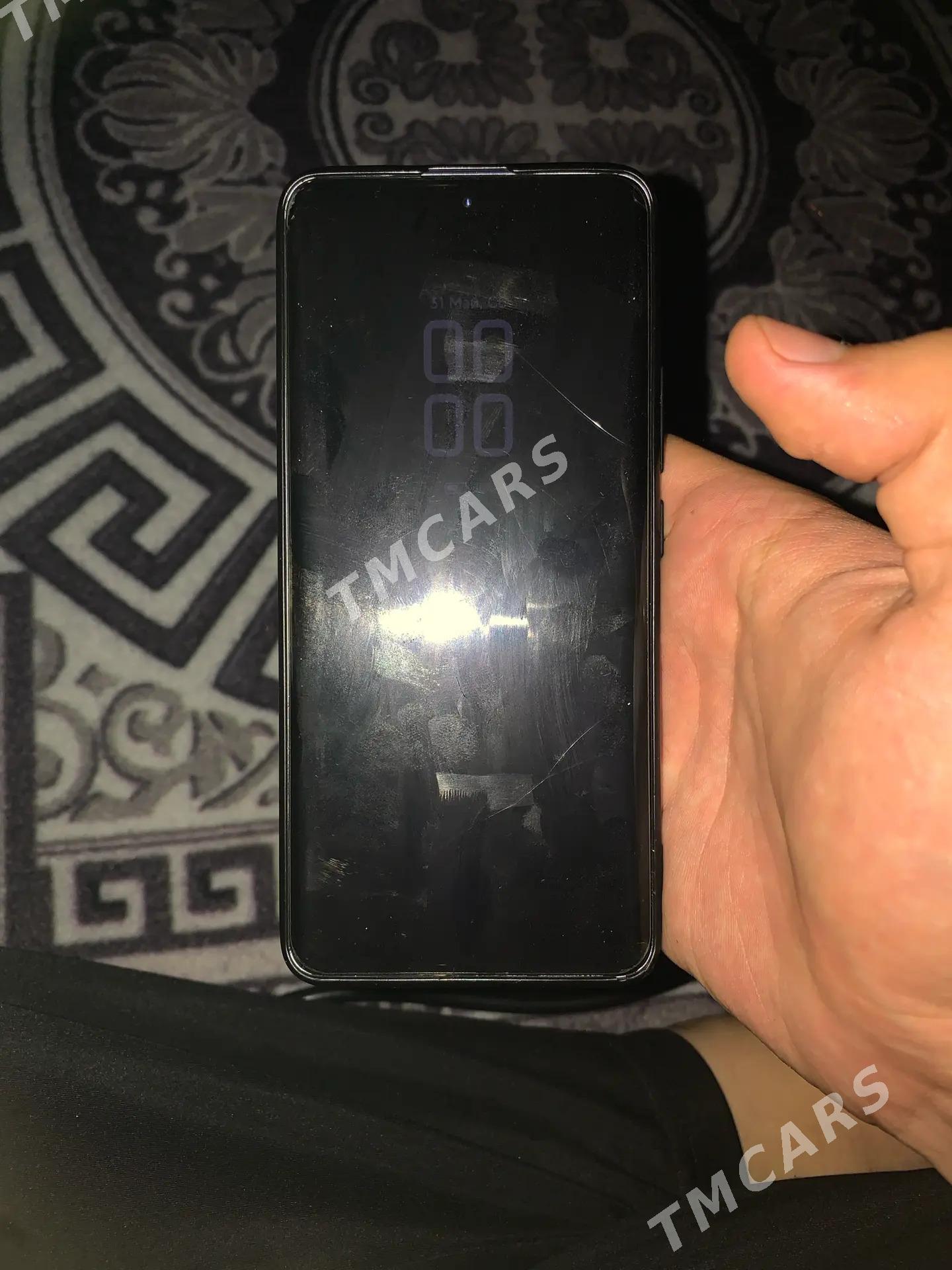 Redni note 13 pro plus - Gurbansoltan Eje - img 2