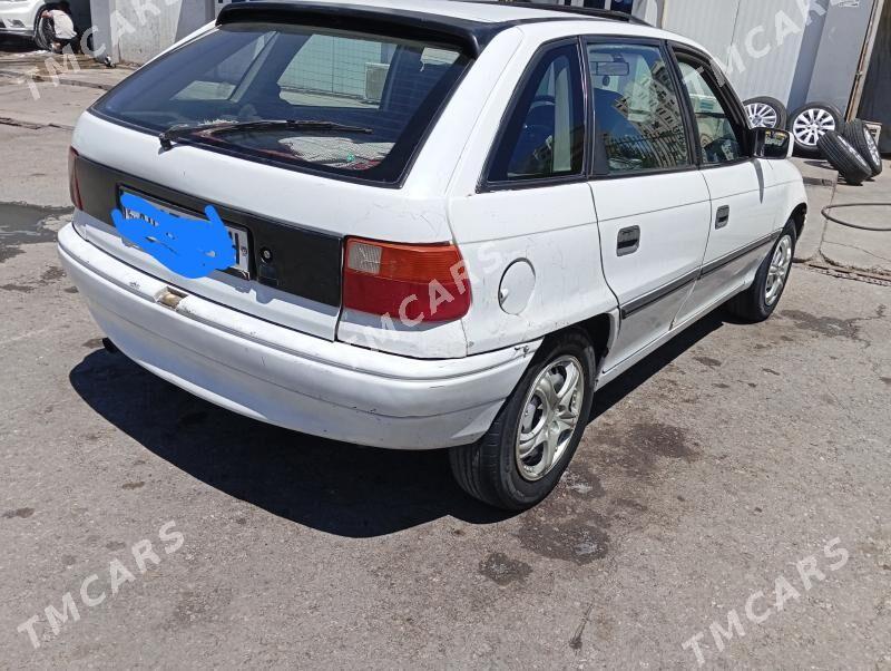 Opel Astra 1992 - 30 000 TMT - Parahat 1 - img 2