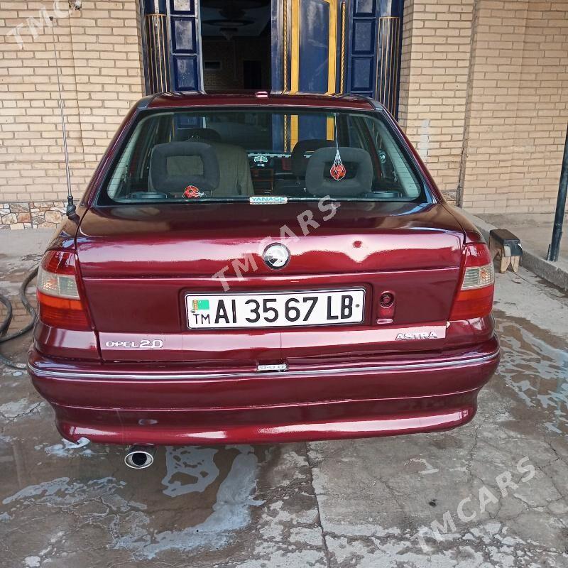 Opel Astra 1996 - 30 000 TMT - Çärjew - img 3