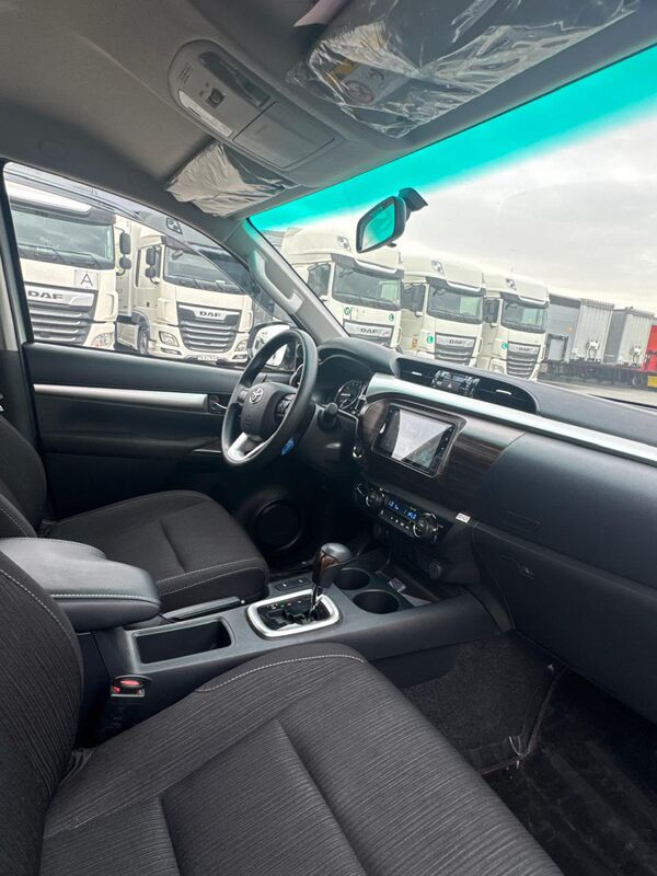 Toyota Hilux 2024 - 600 000 TMT - Арзув - img 6