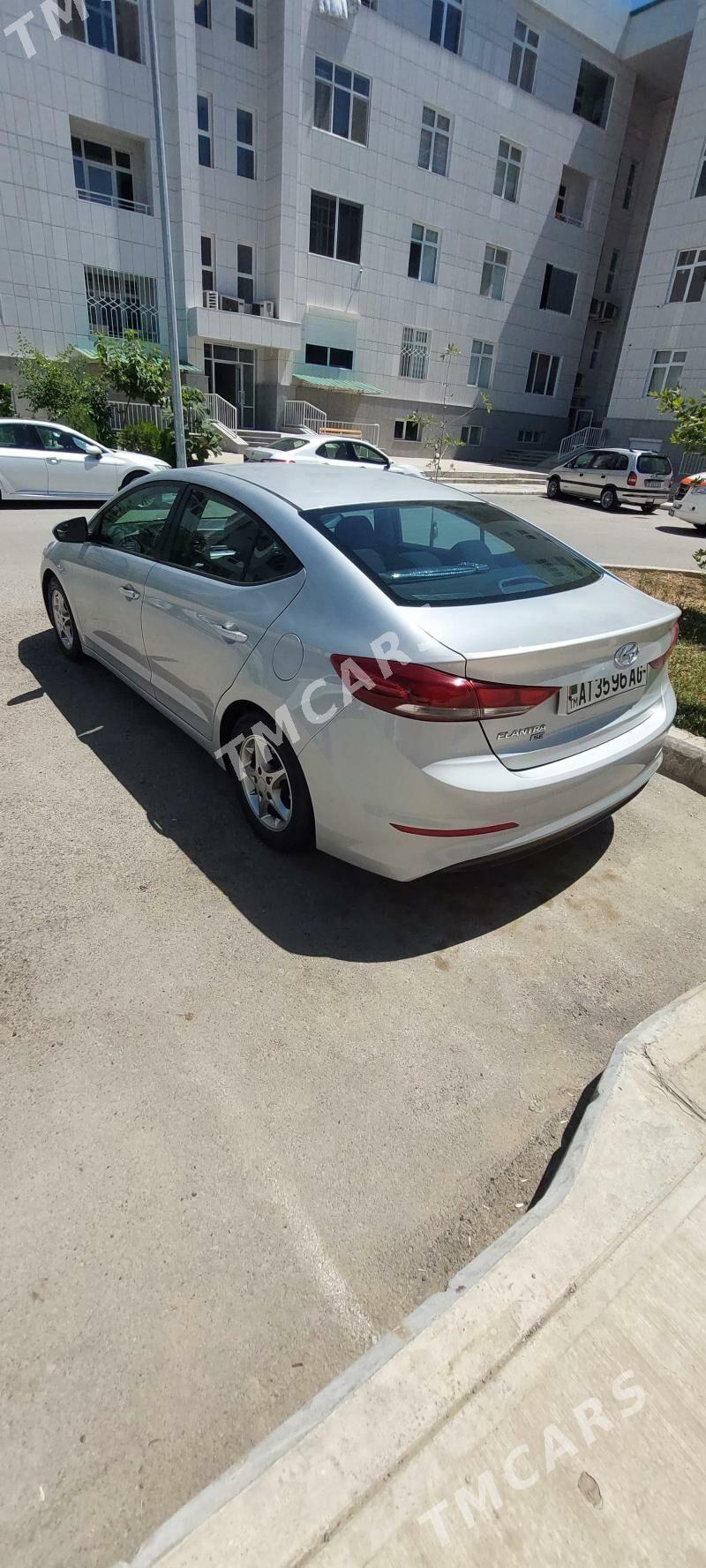 Hyundai Elantra 2018 - 190 000 TMT - Gurtly - img 3