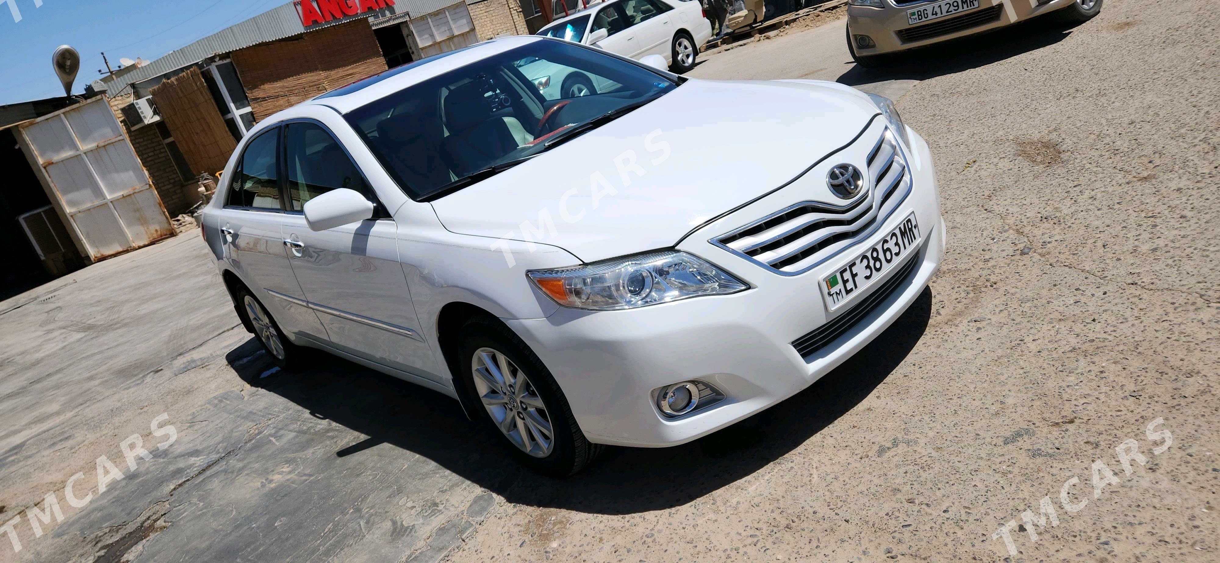 Toyota Camry 2010 - 225 000 TMT - Мары - img 8