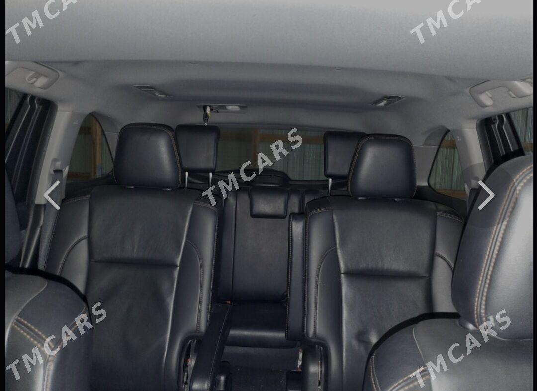 Toyota Highlander 2019 - 520 000 TMT - Ашхабад - img 4